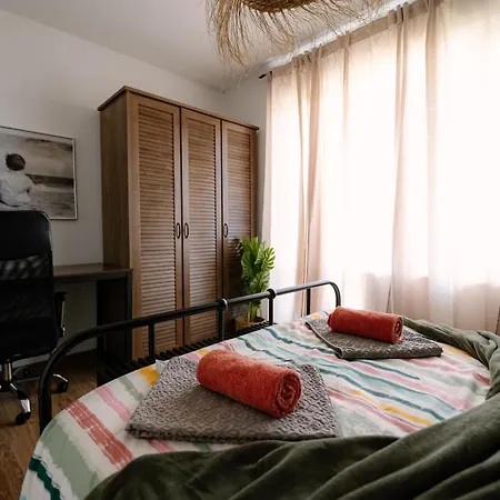 Апартамент Ndk - Urbanlux Altus 2Bdr Penthouse Free Parking София